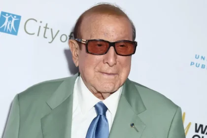 clive davis